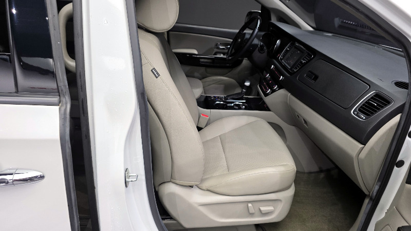 car KIA Carnival id64883 photo #12
