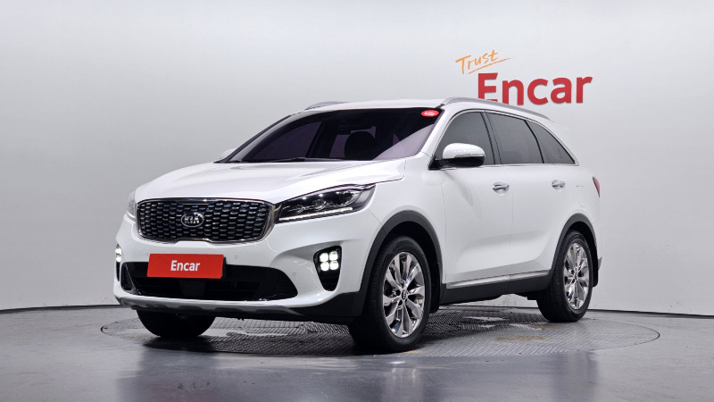 car KIA Sorento id64897 main photo
