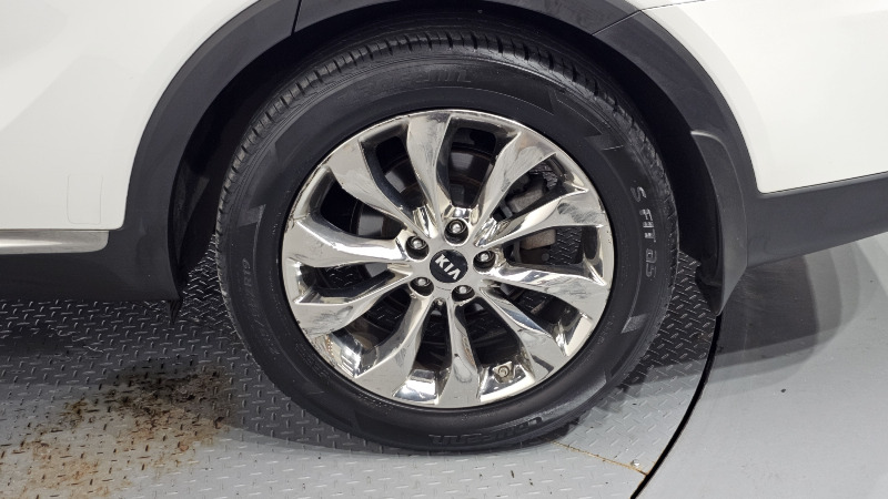 car KIA Sorento id64897 photo #21