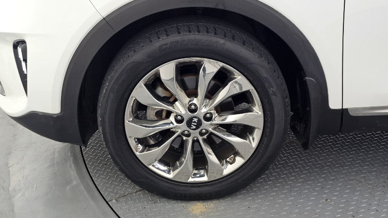 car KIA Sorento id64897 photo #5
