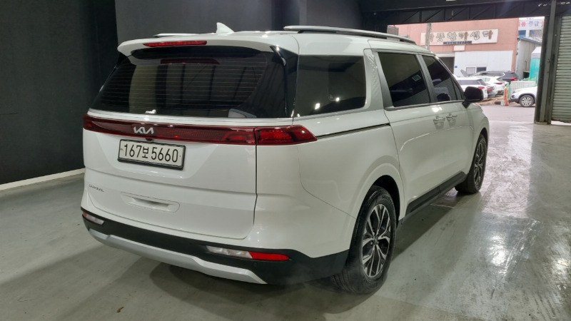 car KIA Carnival id64977 photo #2