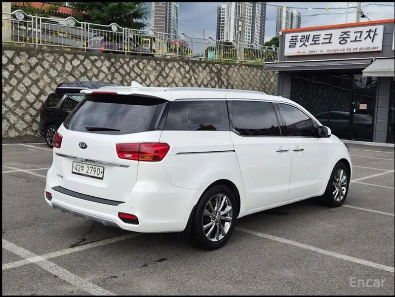car KIA Carnival id64982 photo #2