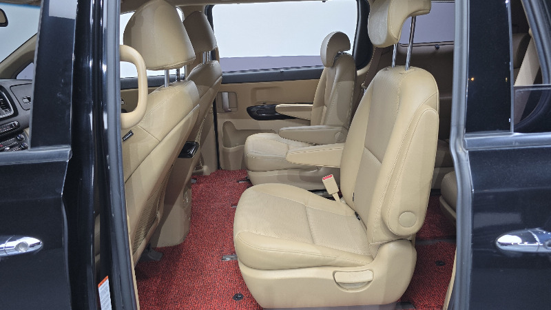car KIA Carnival id64986 photo #11