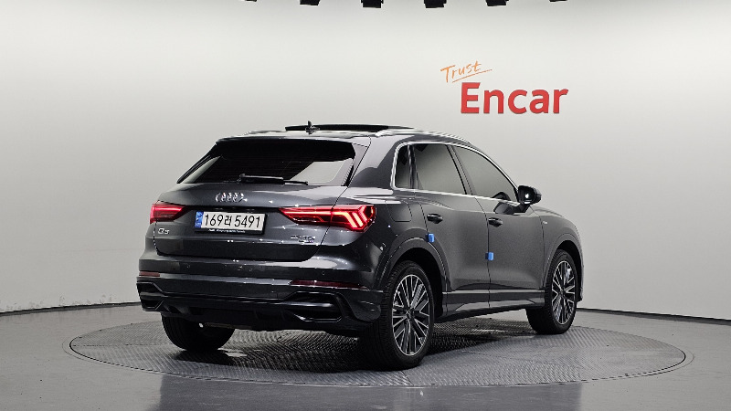 car Audi Q3 id64997 photo #2