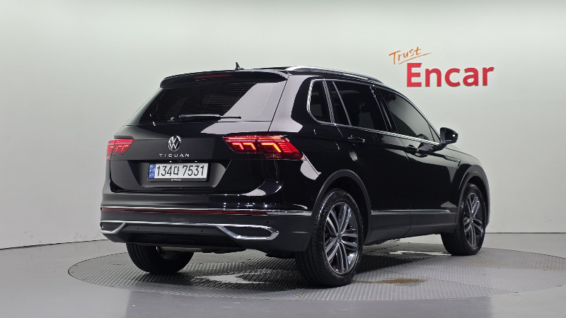 car Volkswagen Tiguan id65040 photo #2