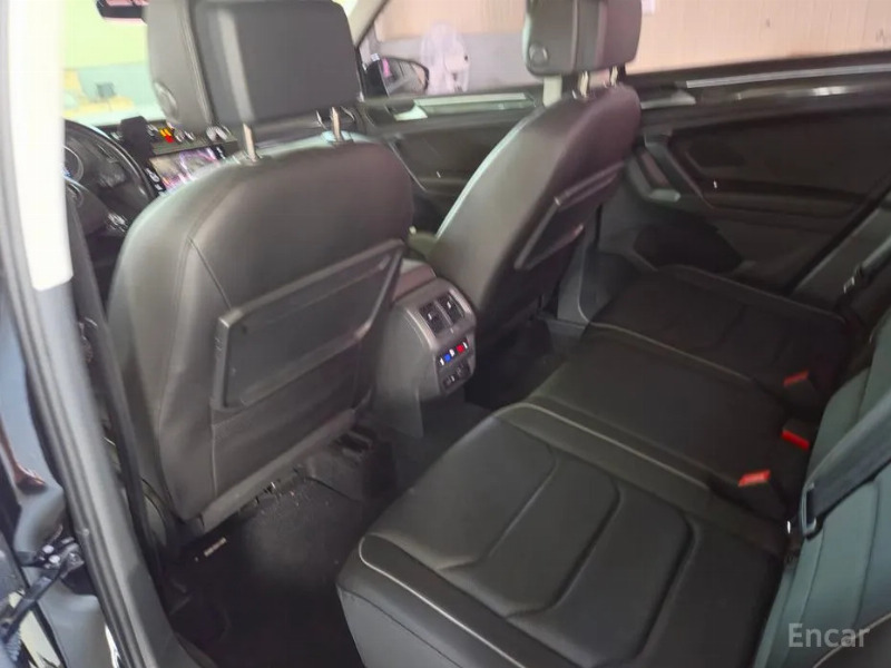 car Volkswagen Tiguan id65044 photo #3