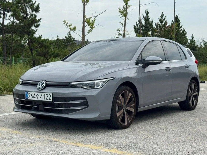 car Volkswagen Golf id65050 main photo