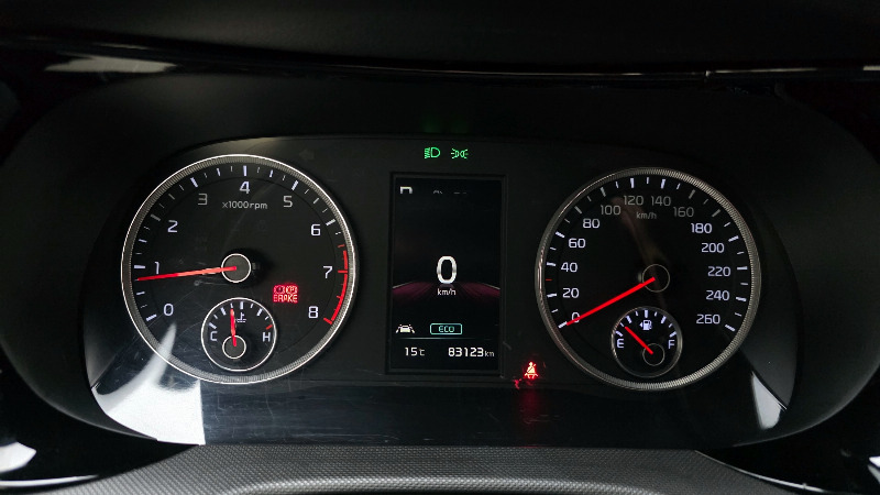 car KIA K5 id65068 photo #8