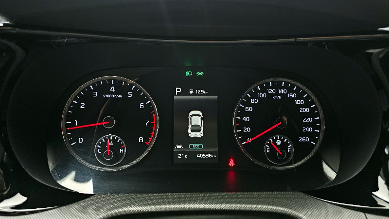 car KIA K5 id65071 photo #8
