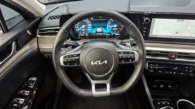car KIA K5 id65077 photo #14
