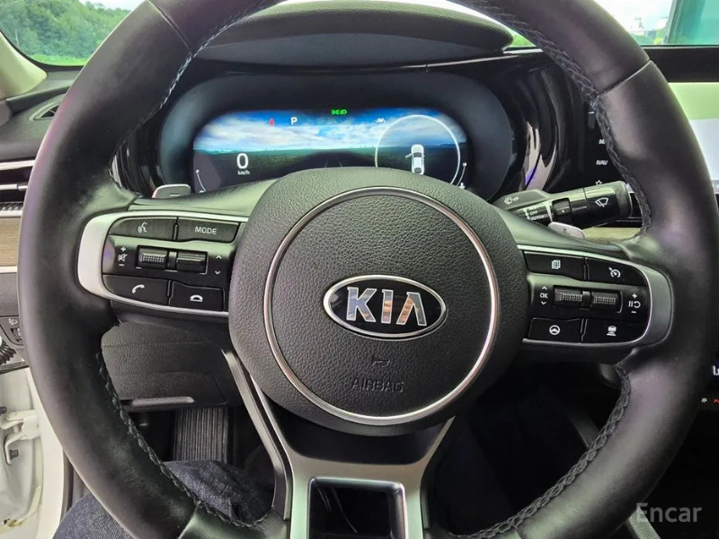 car KIA K5 id65082 photo #12