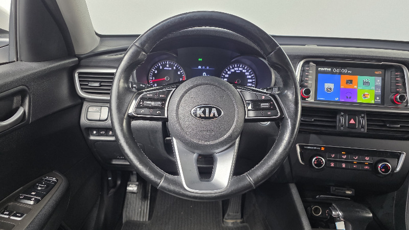 car KIA K5 id65085 photo #13