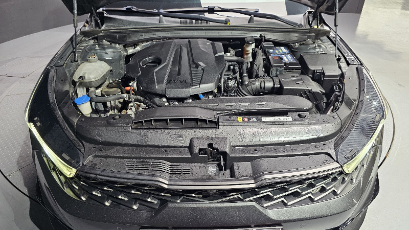 car KIA K5 id65101 photo #6