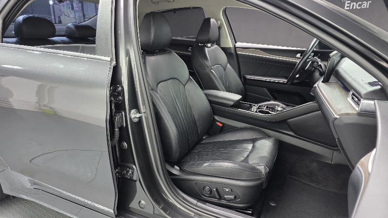 car KIA K5 id65103 photo #10