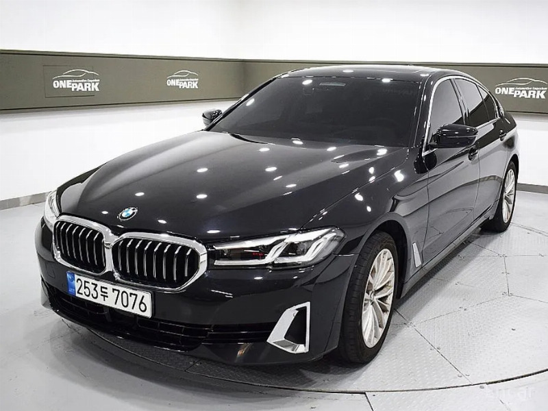 car BMW 5 Series id65167 main photo