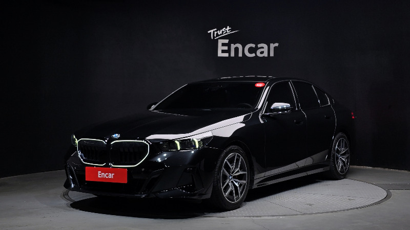 car BMW 5 Series id65169 main photo