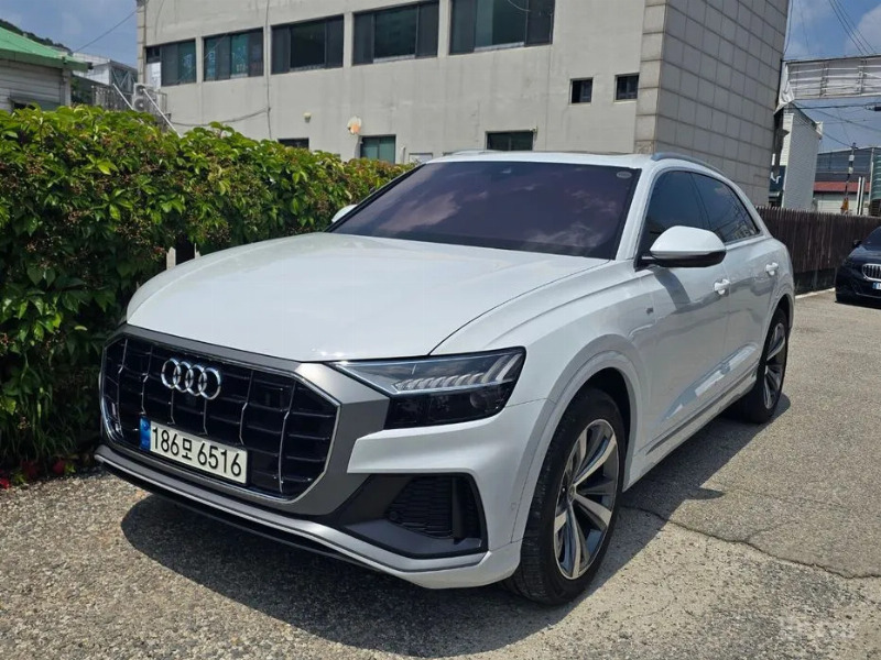 car Audi Q8 id65185 photo #2