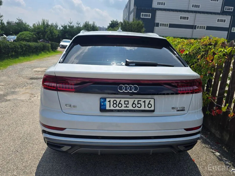 car Audi Q8 id65185 photo #5