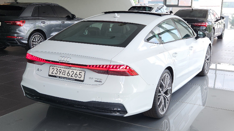 car Audi A7 id65188 photo #2