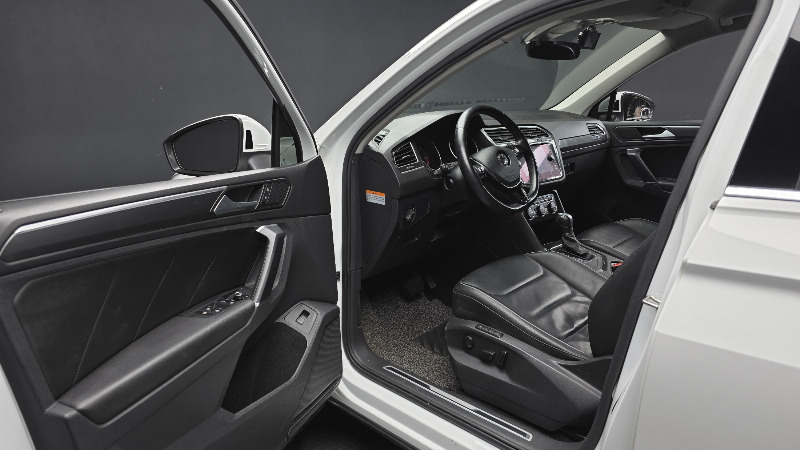car Volkswagen Tiguan id65218 photo #10