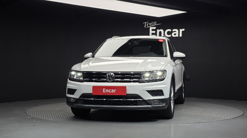 car Volkswagen Tiguan id65218 photo #3