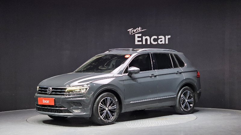 car Volkswagen Tiguan id65220 main photo