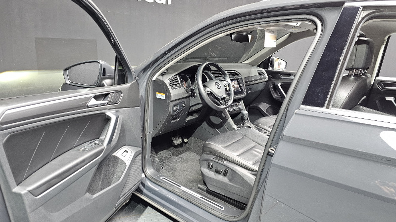 car Volkswagen Tiguan id65220 photo #10