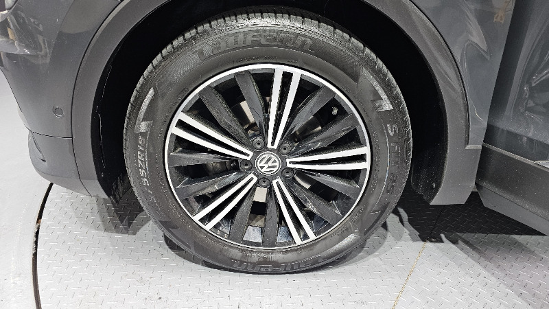 car Volkswagen Tiguan id65220 photo #5