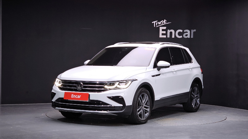 car Volkswagen Tiguan id65221 main photo
