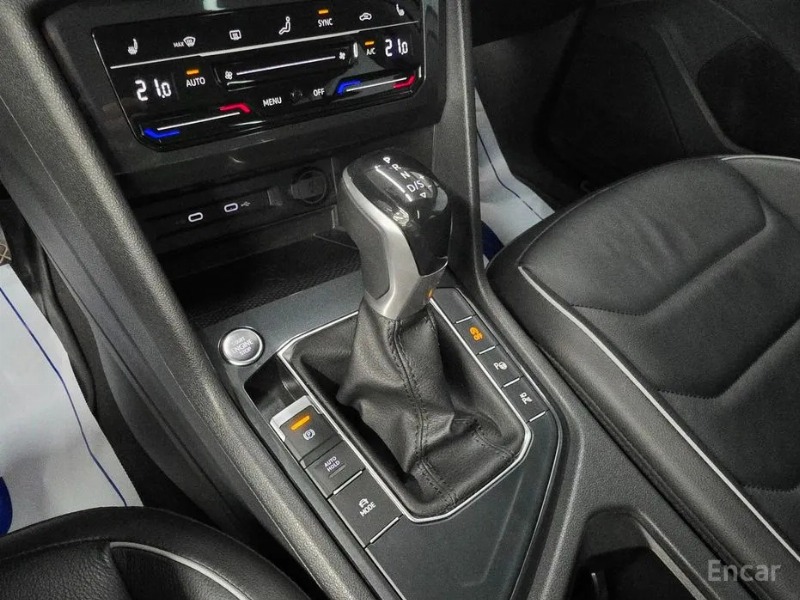 car Volkswagen Tiguan id65227 photo #9