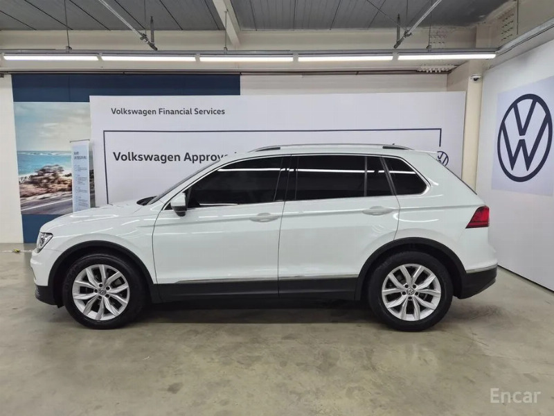 car Volkswagen Tiguan id65228 photo #18