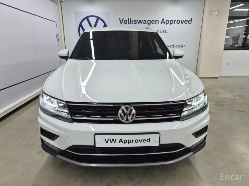 car Volkswagen Tiguan id65228 photo #3