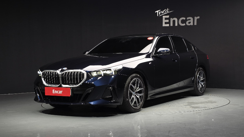 car BMW 5 Series id65232 main photo