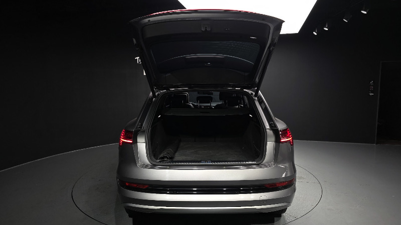 car Audi e-tron id65244 photo #20
