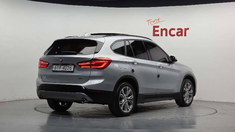 car BMW X1 id65302 photo #2