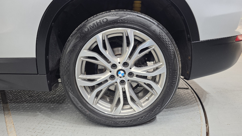 car BMW X1 id65302 photo #21