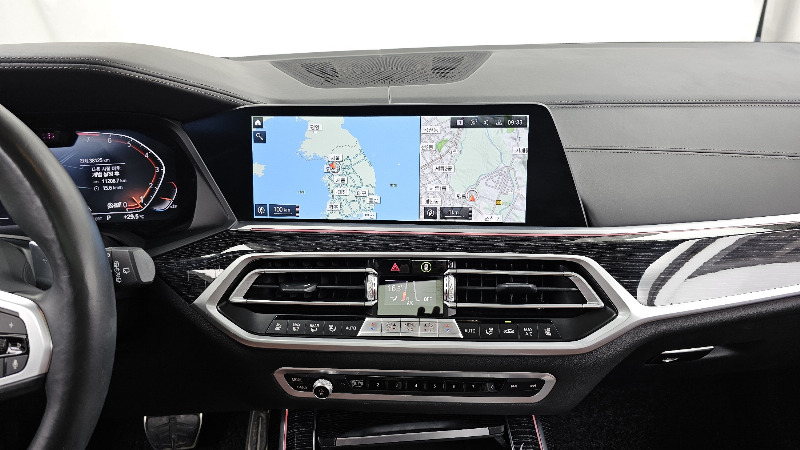 car BMW X7 id65321 photo #14