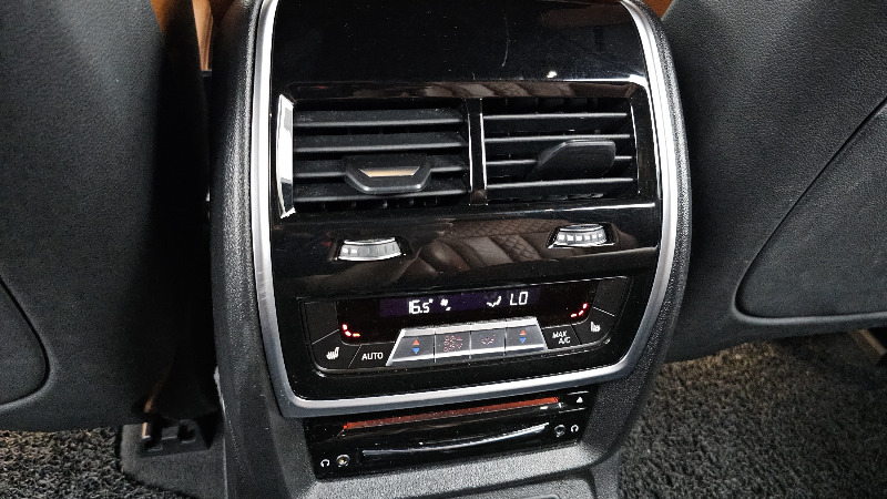 car BMW X7 id65321 photo #19