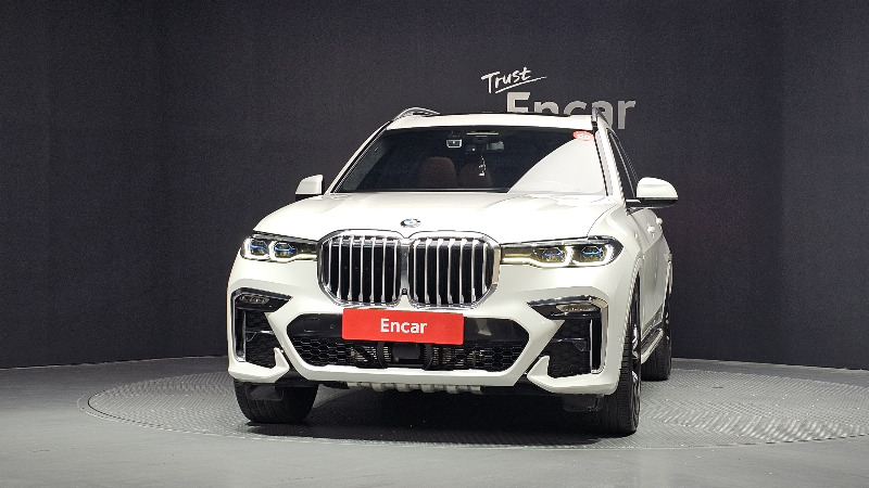 car BMW X7 id65321 photo #3