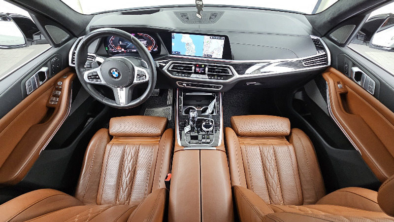 car BMW X7 id65321 photo #7