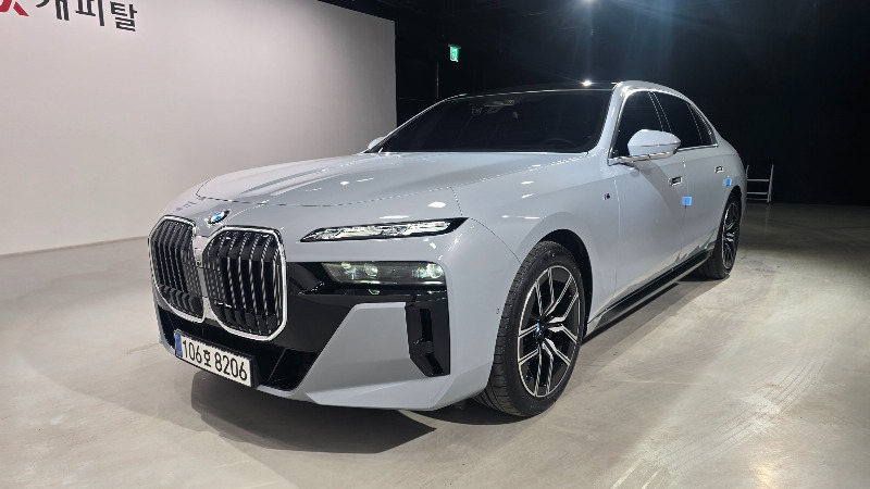 car BMW 7 Series id65324 main photo