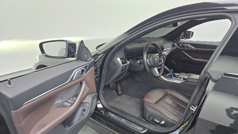 car BMW i4 id65329 photo #10