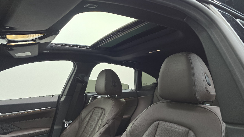 car BMW i4 id65329 photo #17