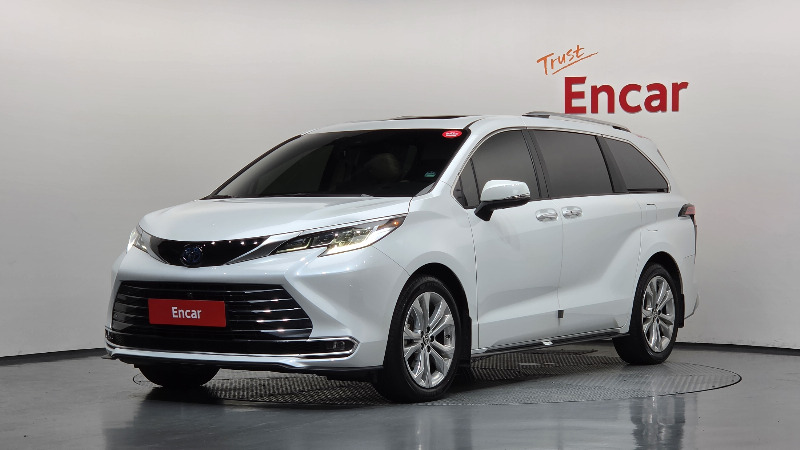 car Toyota Sienna id65343 main photo