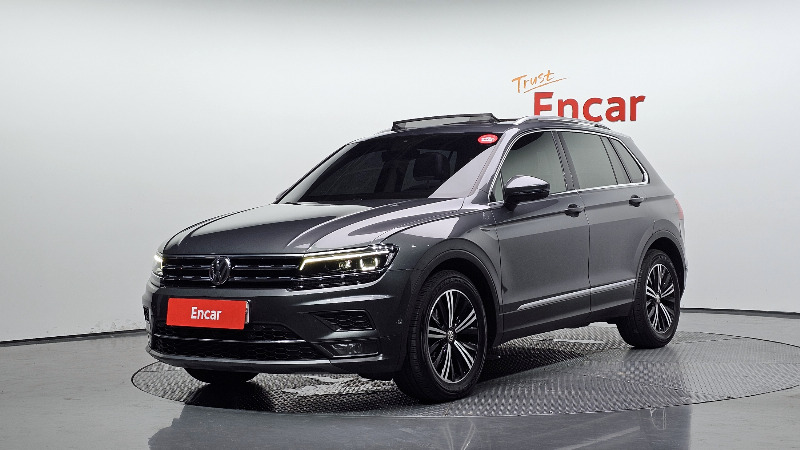 car Volkswagen Tiguan id65348 main photo