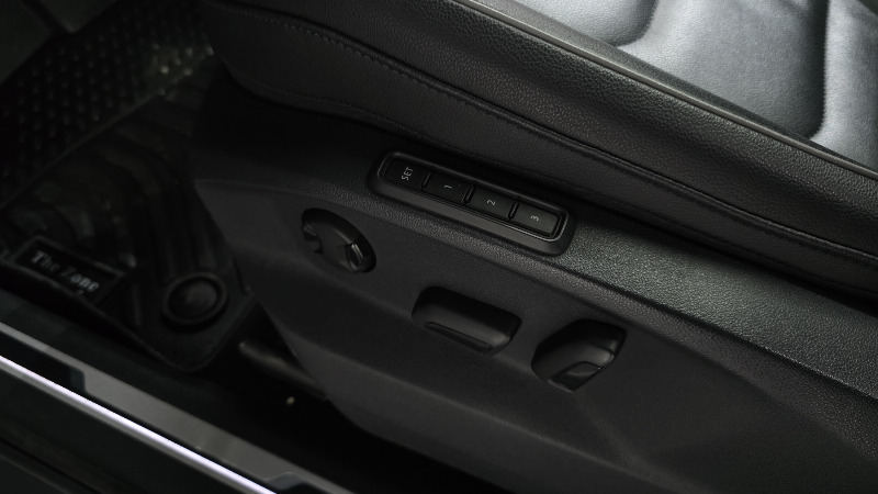 car Volkswagen Tiguan id65351 photo #18