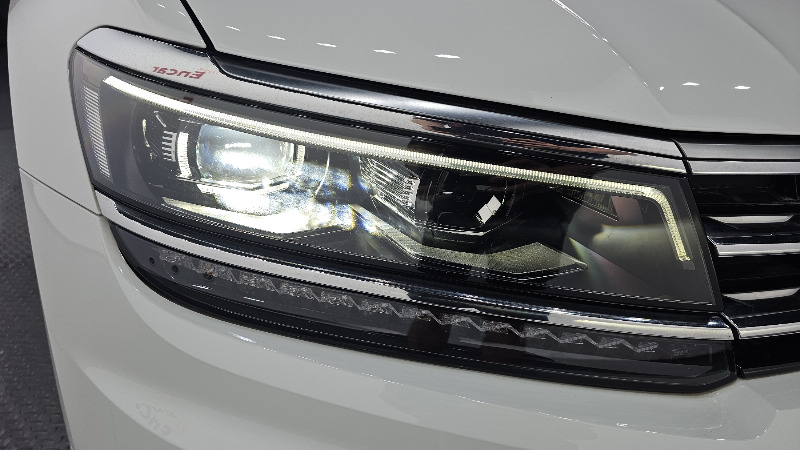 car Volkswagen Tiguan id65356 photo #22