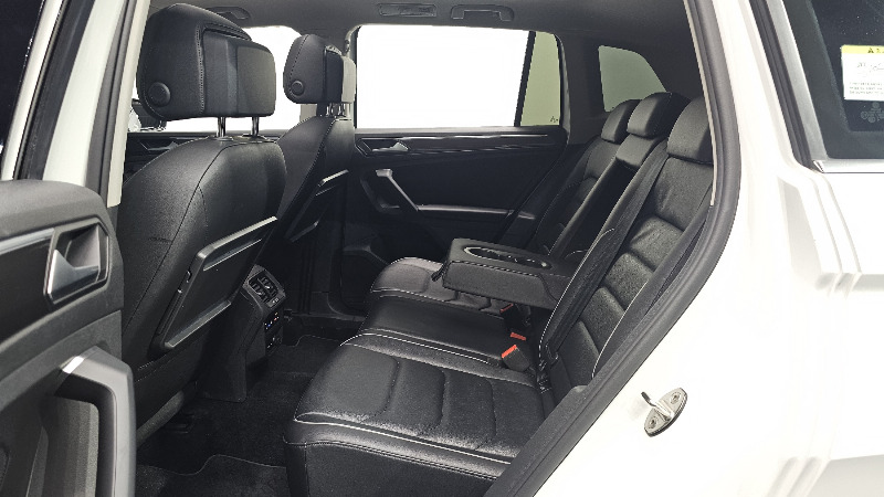 car Volkswagen Tiguan id65356 photo #28