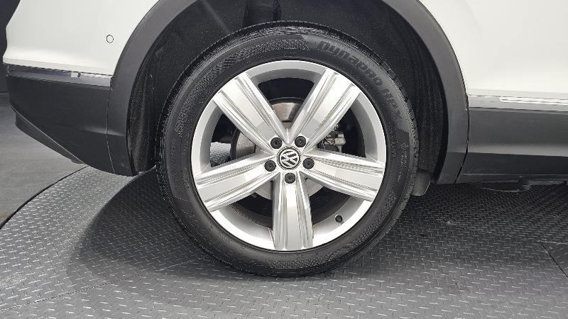 car Volkswagen Tiguan id65356 photo #5
