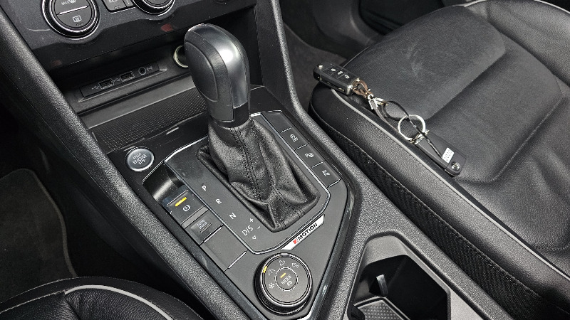 car Volkswagen Tiguan id65356 photo #9